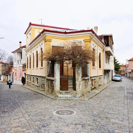 In Out Albania Cozy