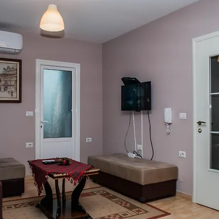 Daire In Out Albania Cozy Görice